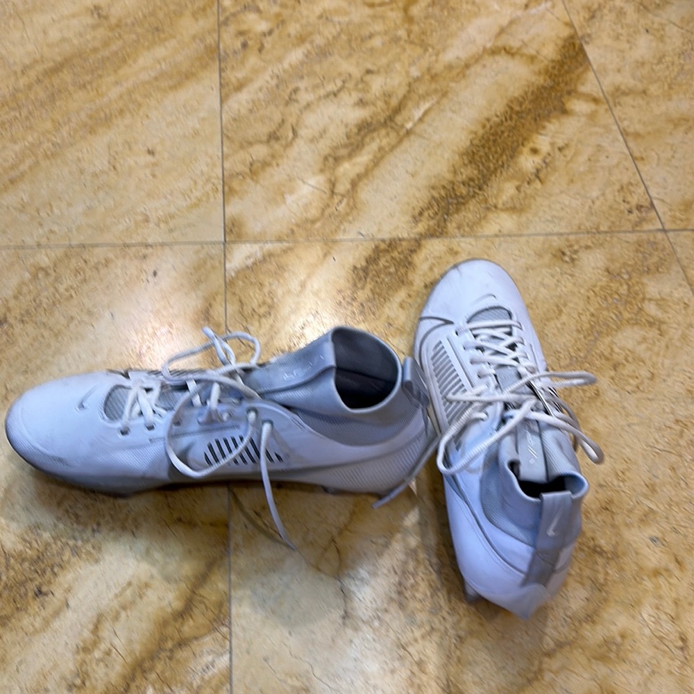 Nike Men's Shoes Nike Vapor Edge Pro 360 2 Football Cleats in white.